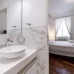 Saint Peter House Station Apartment Rome