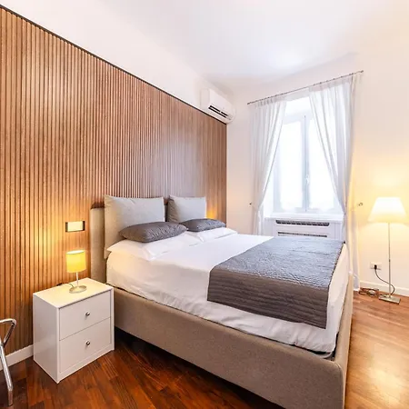 Saint Peter House Station Apartament Rzym