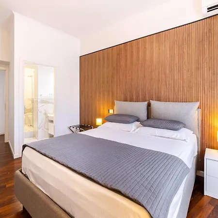 Apartament Saint Peter House Station Rzym