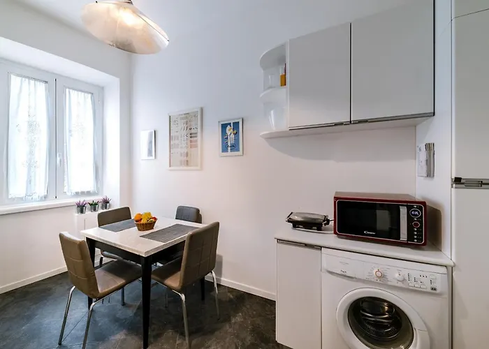 Apartament Saint Peter House Station *