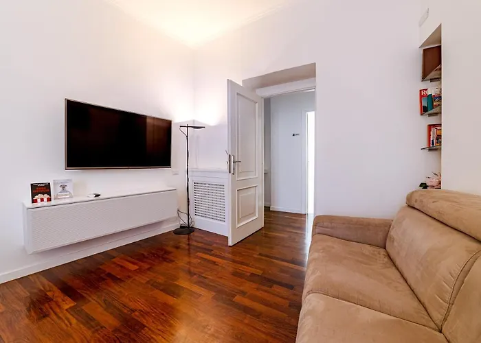 Saint Peter House Station Apartament *