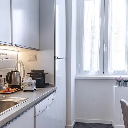 Daire Saint Peter House Station Roma